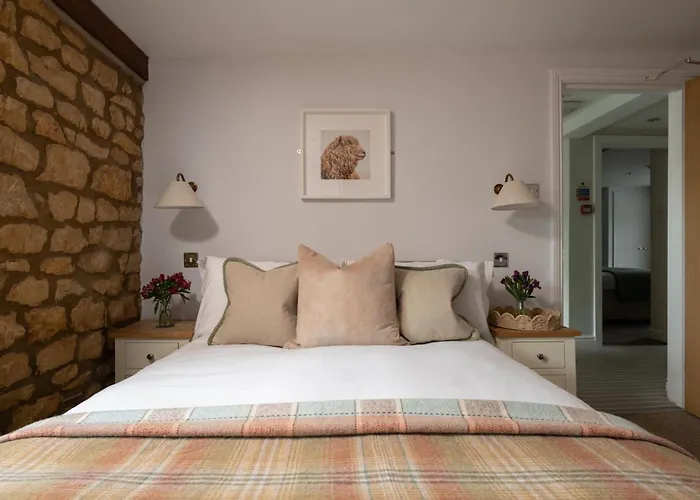The Lansdowne Boutique Rooms With Breakfast - Adults Only