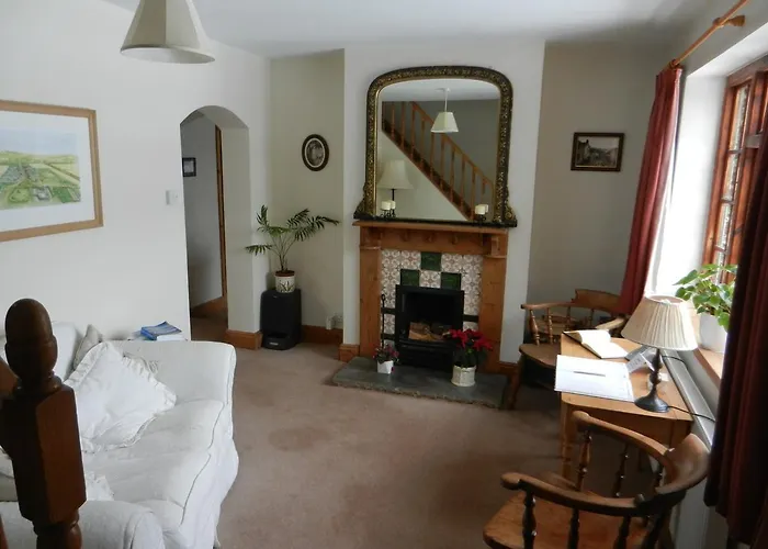 Larkrise Cottage Bed And Breakfast